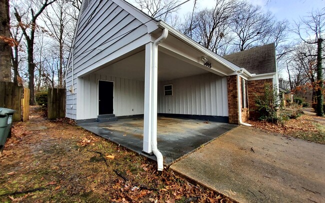 3015 Winder Dr in Memphis, TN - Building Photo - Building Photo