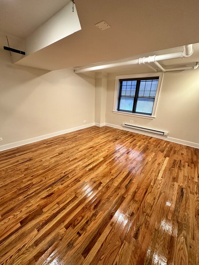 845 W Agatite Ave, Unit 3W