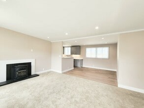 97 Oceanside Dr in Daly City, CA - Building Photo - Building Photo