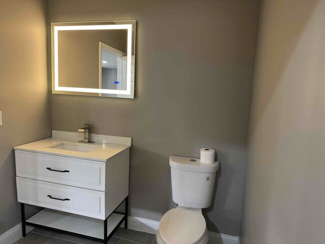 3000 W Kellogg Dr in Wichita, KS - Building Photo - Building Photo