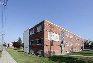 Hawk Suites in Hamilton, ON - Building Photo