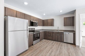 352 Deschane Ave in Crivitz, WI - Building Photo - Building Photo