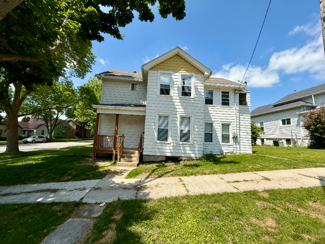 property at 1102 Ontario Ave
