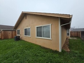 8249 Judette Ave in Sacramento, CA - Building Photo - Building Photo