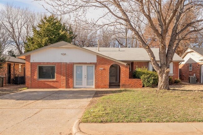 property at 421 Meadow Lake Dr