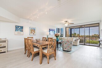 16940 W Bay Dr in Jupiter, FL - Building Photo - Building Photo