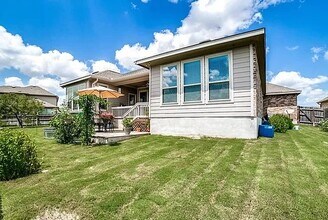 1253 Havens Cross in New Braunfels, TX - Building Photo - Building Photo