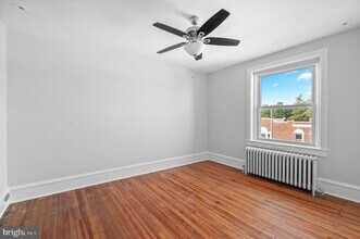 834 W Lancaster Ave in Bryn Mawr, PA - Building Photo - Building Photo