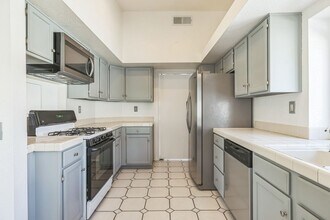69716 Cypress Rd in Cathedral City, CA - Building Photo - Building Photo