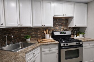 1015 Lincoln Pl in Brooklyn, NY - Building Photo - Building Photo