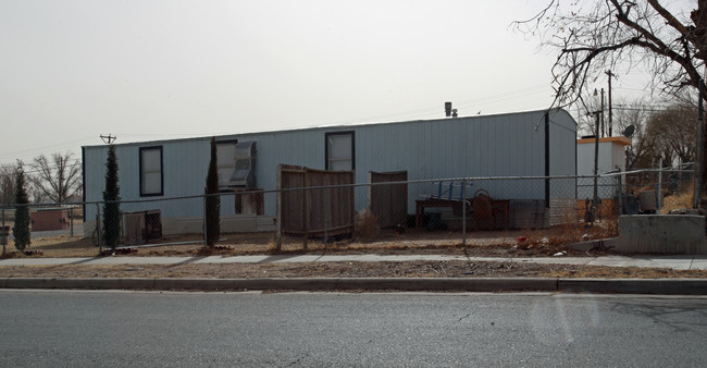 8900 Sunland Ave in El Paso, TX - Building Photo - Building Photo