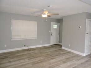 603 N Crow Rd in Pensacola, FL - Building Photo - Building Photo