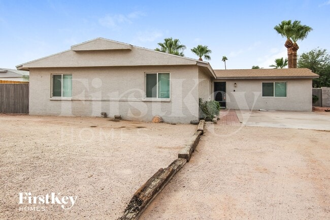 2307 E Everett Dr in Phoenix, AZ - Building Photo - Building Photo