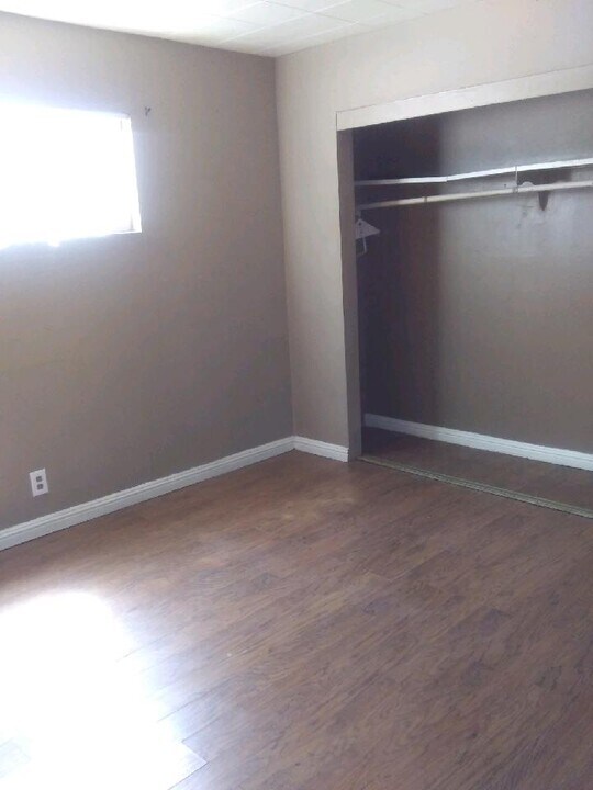 3381 Brussels St, Unit 1 in Las Vegas, NV - Building Photo