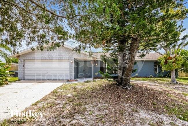property at 713 Bianca Dr NE