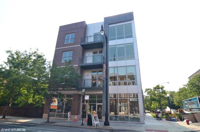 property at 1507 W Carmen Ave