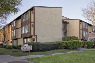 Naches House Apartments in Yakima, WA - Building Photo - Building Photo