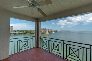 4830 Osprey Dr S in St. Petersburg, FL - Building Photo