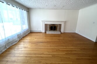 15 Hennebury Pl in St John's, NL - Building Photo - Building Photo