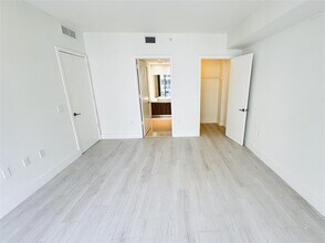 201 SW 17th Rd, Unit 603 in Miami, FL - Building Photo - Building Photo