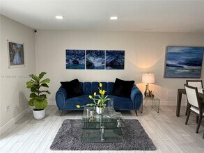 7431 SW 163rd Pl in Miami, FL - Building Photo - Building Photo