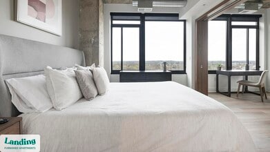 5201 Leesburg Pike, Unit 1042 in Baileys Crossroads, VA - Building Photo - Building Photo