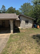 1910 Westridge Dr in Austin, TX - Building Photo - Building Photo