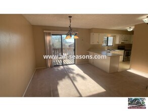 1527 Spg Vly Dr in Colorado Springs, CO - Building Photo - Building Photo