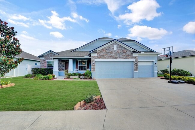923 NW 253 Dr in Newberry, FL - Building Photo - Building Photo