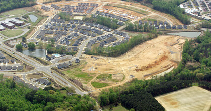 Honeycutt Farms in Holly Springs, NC - Building Photo - Building Photo