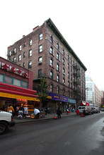 116-120 Mott St in New York, NY - Building Photo - Building Photo