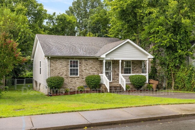 2004 Scott Ave in Nashville, TN - Foto de edificio - Building Photo