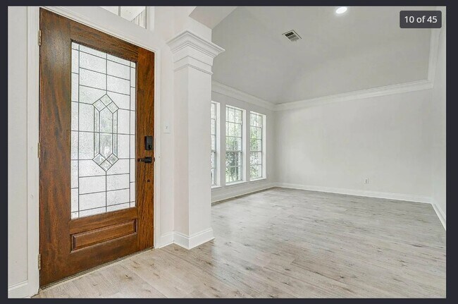 10615 Indian Paintbrush Ln in Houston, TX - Building Photo - Building Photo