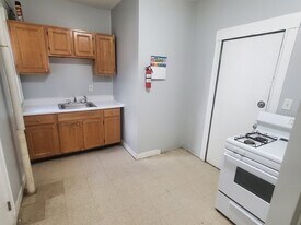 76 Walnut Park in Boston, MA - Building Photo