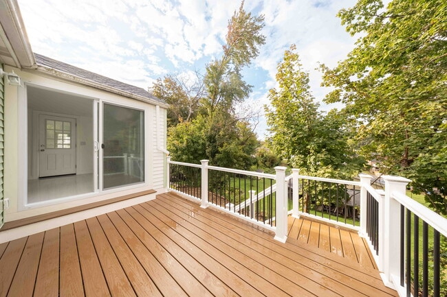 property at 32 Villa St