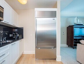 1 N Fort Lauderdale Beach Blvd-Unit -1706 in Fort Lauderdale, FL - Building Photo - Building Photo