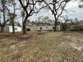 2352 Bay Grove Rd in Freeport, FL - Building Photo - Building Photo