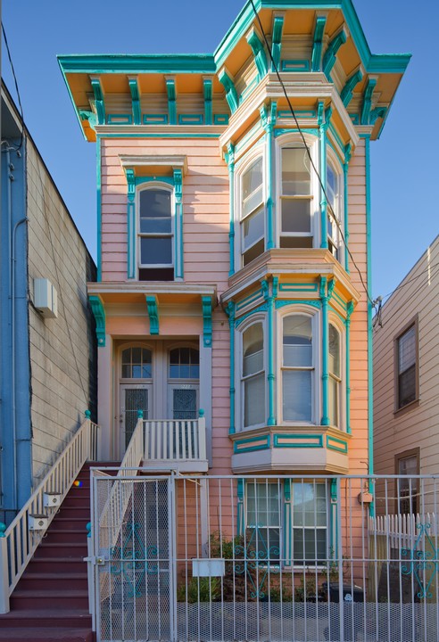 3220-3222 18th St in San Francisco, CA - Foto de edificio