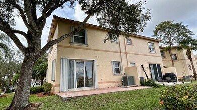 677 NW 170th Terrace in Pembroke Pines, FL - Building Photo - Building Photo