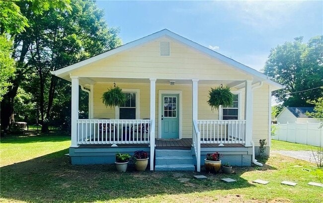 property at 1631 Rosedale St
