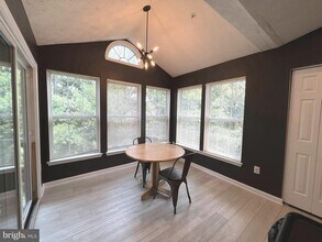 2400 Autumn Harvest Ct in Odenton, MD - Foto de edificio - Building Photo