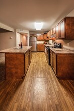Brookwood Apartments in Indianapolis, IN - Foto de edificio - Building Photo