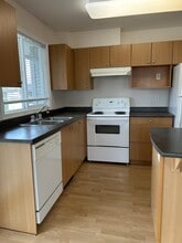 7516-7516 Topaz Dr in Chilliwack, BC - Building Photo - Building Photo