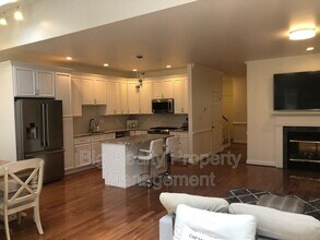 141 Meadow View Ln in Lansdale, PA - Building Photo - Building Photo