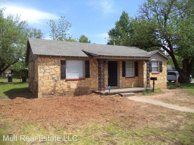 1308 Mallard Dr photo'