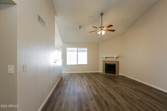 13232 N 56th Ave in Glendale, AZ - Building Photo - Building Photo