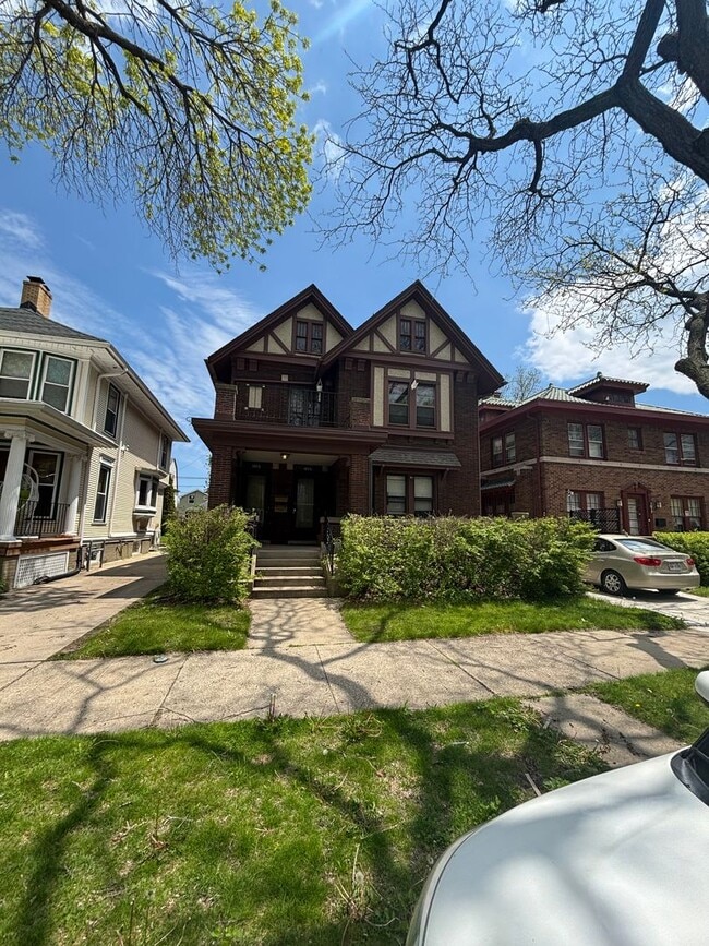 property at 1013 College Ave