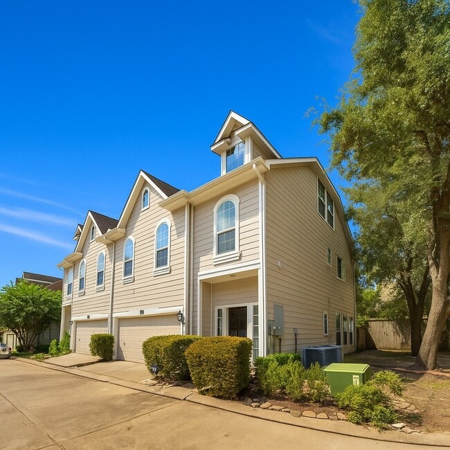 property at 2623 Shady Acres Ct