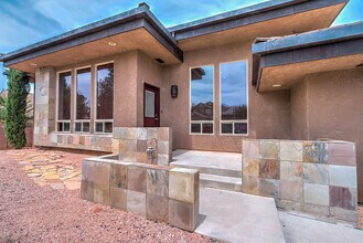 3654 Mitchell Dr in Santa Clara, UT - Building Photo - Building Photo
