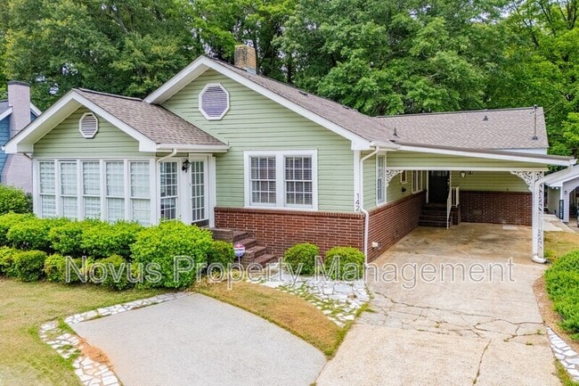 property at 142 Oak Ave